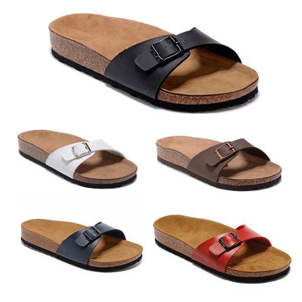 2021 madrid sandals shoes foam leather sandshoes black west slide bone resin desert sand earth brown men womens slipper 34-47
2021 madrid sandals shoes foam leather sandshoes black west slide bone resin desert sand earth brown men womens slipper 34-47