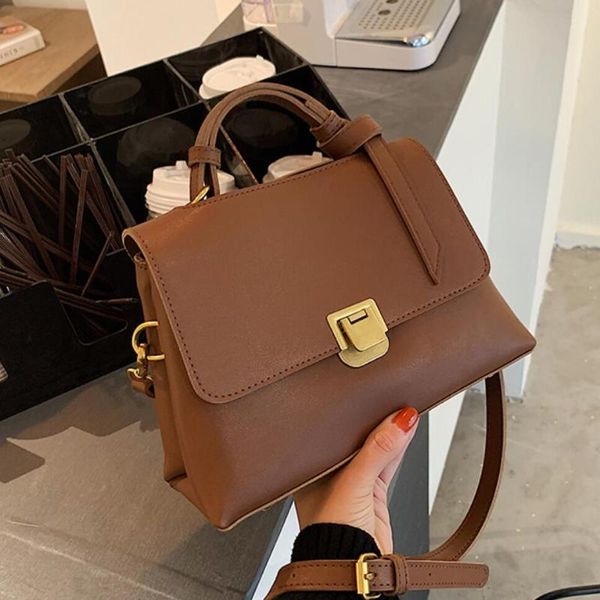 shoulder bags vintage square tote bag 2021 fashion high-quality pu leather women's designer handbag high capacity messenger
shoulder bags vintage square tote bag 2021 fashion high-quality pu leather women's designer handbag high capacity messenger