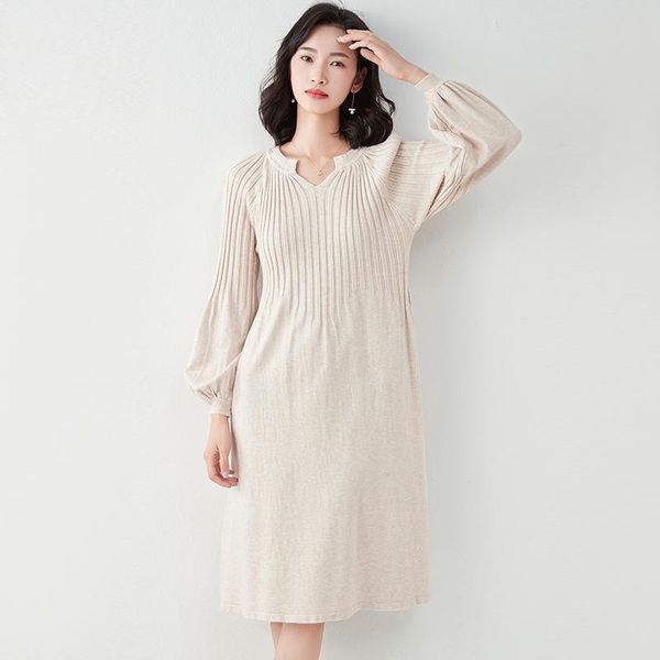 2020 spring autumn knitted women dress loose casual fashion female elegant sweater midi dress soild color v neck puff sleeve, Black;gray
2020 spring autumn knitted women dress loose casual fashion female elegant sweater midi dress soild color v neck puff sleeve, Black;gray