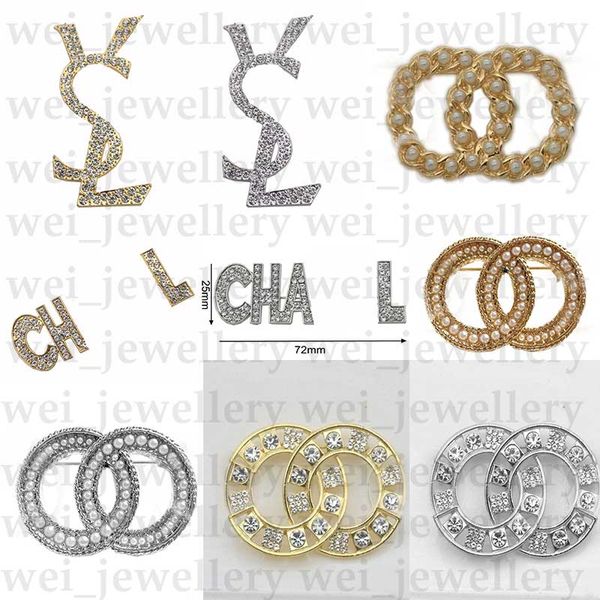 new designer brooch crystal diamond luxury brooch pins alloy brooch clothing women brooches fashion jewelry quality, White
new designer brooch crystal diamond luxury brooch pins alloy brooch clothing women brooches fashion jewelry quality, White