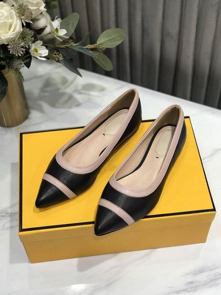 these are a pair of dress shoes designed by a luxury designer that can be worn in a variety of colors for everyday parties ger45, Black
these are a pair of dress shoes designed by a luxury designer that can be worn in a variety of colors for everyday parties ger45, Black