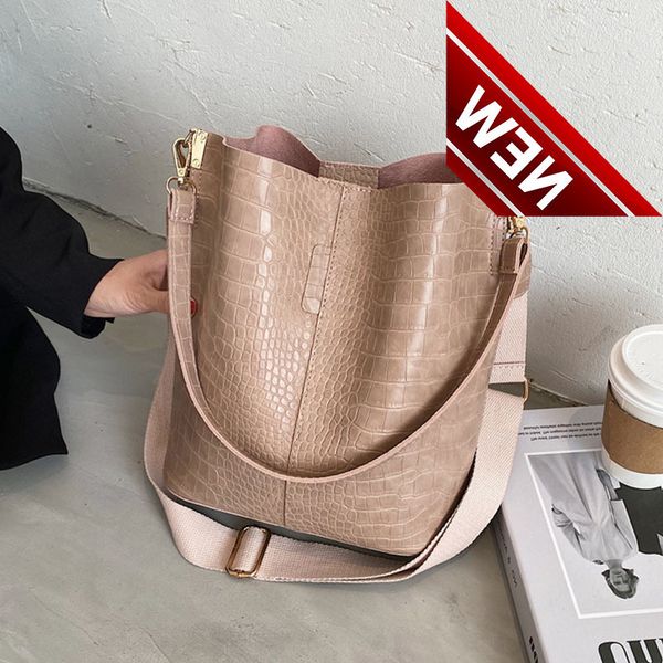 vintage crocodile pattern crossbody bags for women 2022 pu leather trend designer shoulder handbags large capacity bucket bag
vintage crocodile pattern crossbody bags for women 2022 pu leather trend designer shoulder handbags large capacity bucket bag