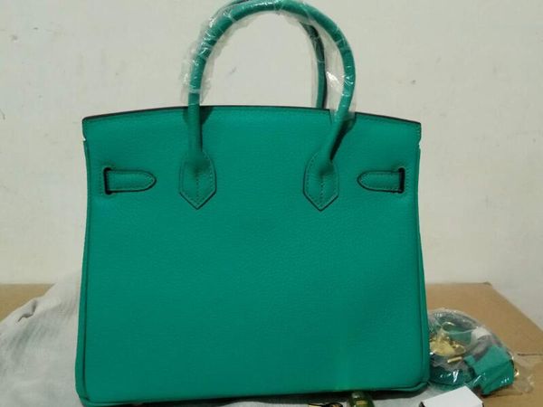 realfine888 bags 3a perkin 20-25-30-35-40cm taurillon grainy leather lake green color totes handbag lock and keys double handles purse with
realfine888 bags 3a perkin 20-25-30-35-40cm taurillon grainy leather lake green color totes handbag lock and keys double handles purse with