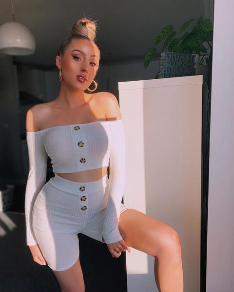 2 pcs sports sets strapless crop shorts summer set outfits women's tracksuit leggings for fitness, White;red
2 pcs sports sets strapless crop shorts summer set outfits women's tracksuit leggings for fitness, White;red