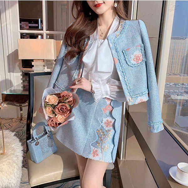 two piece dress fashion autumn winter women suit luxury flower embroidery vintage tweed jacket coat&mini skirt 2 set iw4i, White
two piece dress fashion autumn winter women suit luxury flower embroidery vintage tweed jacket coat&mini skirt 2 set iw4i, White