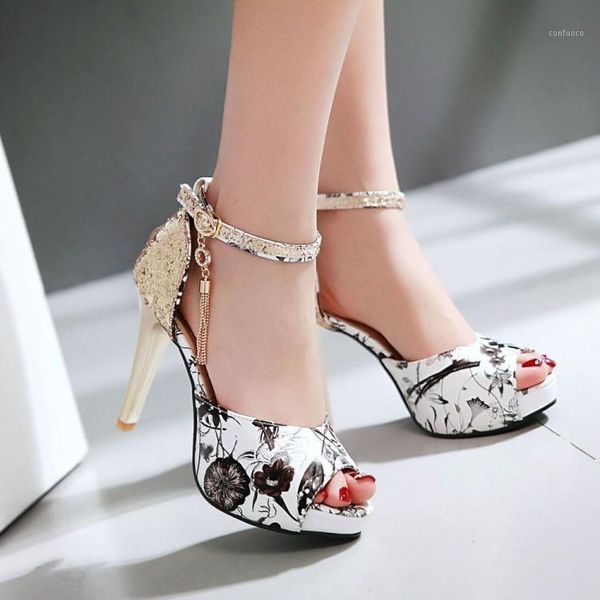 big size 9 11-16 ladies summer platform sandals women shoes woman metal trim side empty rubber doodle fish mouth1, Black
big size 9 11-16 ladies summer platform sandals women shoes woman metal trim side empty rubber doodle fish mouth1, Black