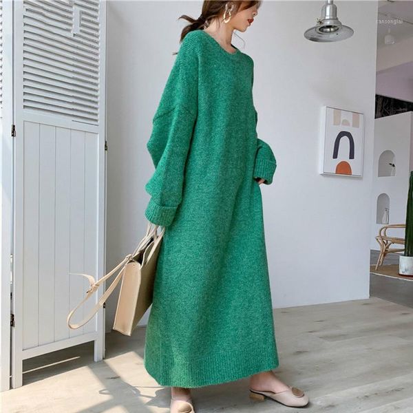 2019 new round neck full sleeves knits pullover loose long big size cashmere female sweater dress f7421, White;black
2019 new round neck full sleeves knits pullover loose long big size cashmere female sweater dress f7421, White;black