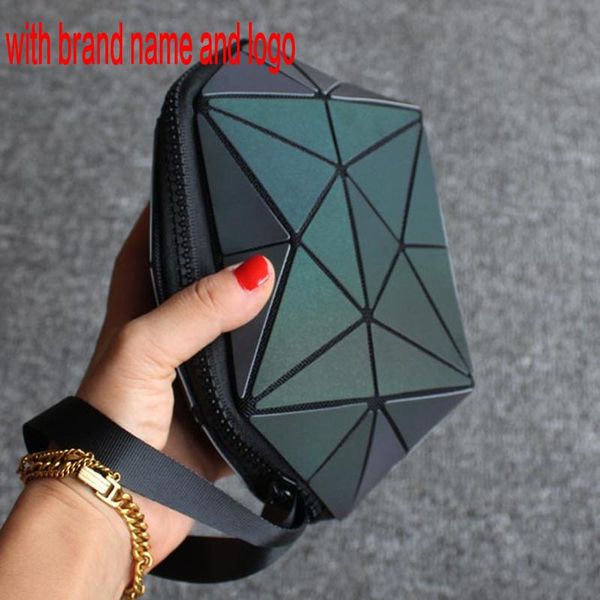 semi-circular luminous irregular color cosmetic bag geometric rhombic pattern shell-shaped geometric bag y33mn 6348
semi-circular luminous irregular color cosmetic bag geometric rhombic pattern shell-shaped geometric bag y33mn 6348