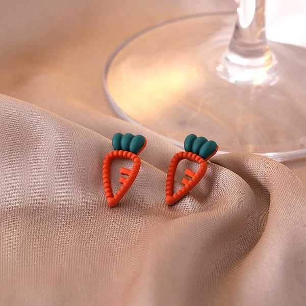 cute romantic mini stud earrings fashion hollow out minimalist creative carrots earrings for women banquet wedding accessories, Golden;silver
cute romantic mini stud earrings fashion hollow out minimalist creative carrots earrings for women banquet wedding accessories, Golden;silver