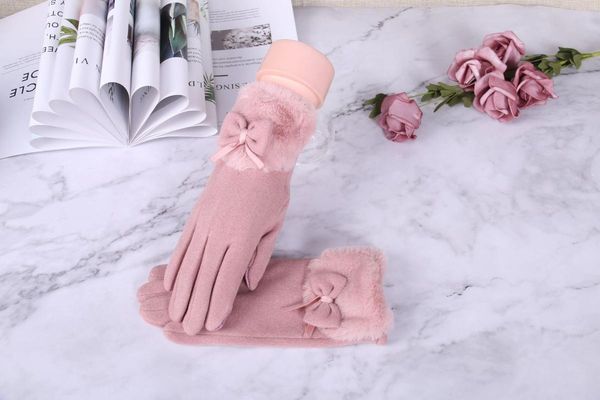 2020 new ladies plush super stretch thickening warm touch screen cute hair mouth outdoor clothing gloves, Blue;gray
2020 new ladies plush super stretch thickening warm touch screen cute hair mouth outdoor clothing gloves, Blue;gray