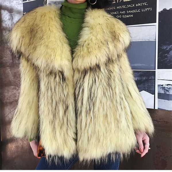 winter 2018 new big turn down collar fake raccoon fur coat female imitation fur coat outerwear size w15981, Black
winter 2018 new big turn down collar fake raccoon fur coat female imitation fur coat outerwear size w15981, Black