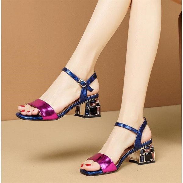 elegant ladies colorful rhinestone sandals summer 2021 med square crystal heels party wedding shoes woman sandalias mujer, Black
elegant ladies colorful rhinestone sandals summer 2021 med square crystal heels party wedding shoes woman sandalias mujer, Black