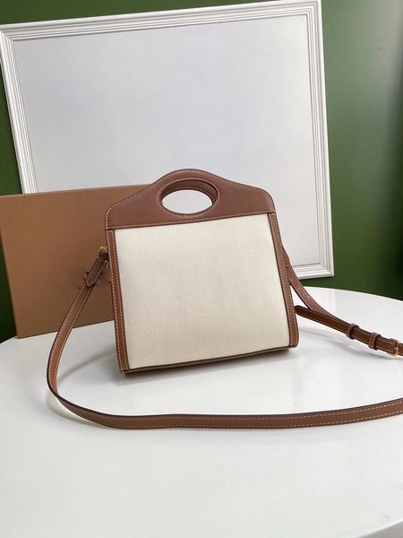 small poker bag handbag wallet backpack main card holder duffle bag women handbags handbag horsebit card holder, Black;white
small poker bag handbag wallet backpack main card holder duffle bag women handbags handbag horsebit card holder, Black;white
