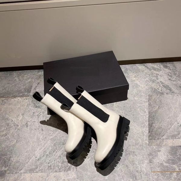 ankle boots luxury designer leather classic quilted cloth matching color overshoes casual non-slip and wear resistant 1:1 high quality, Black
ankle boots luxury designer leather classic quilted cloth matching color overshoes casual non-slip and wear resistant 1:1 high quality, Black