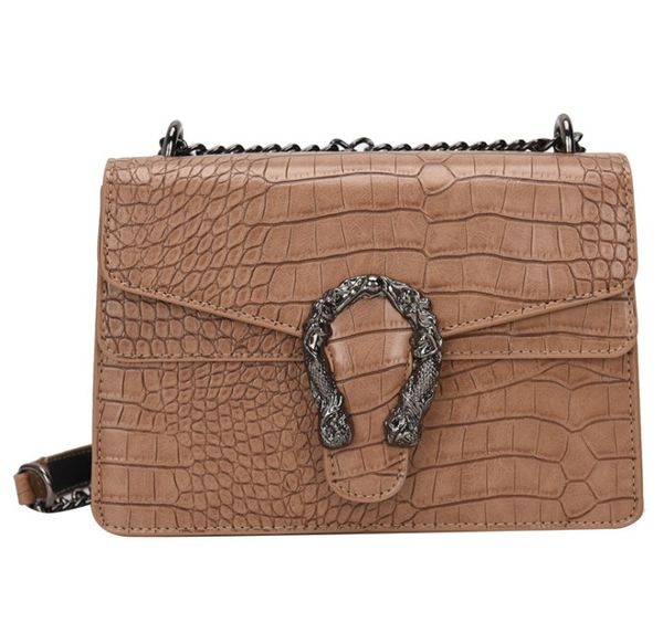 fashion handbag pu leather women shoulder crossbody bags 2021 new vintage flap ladies messenger bags casual totes female purse
fashion handbag pu leather women shoulder crossbody bags 2021 new vintage flap ladies messenger bags casual totes female purse