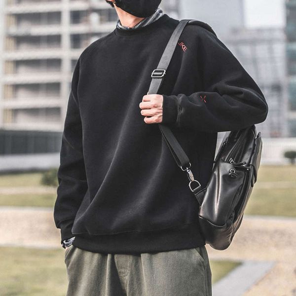 autumn and winter solid round collar sweater men's trendy no hat plush thickened 2020 new pullover, Black
autumn and winter solid round collar sweater men's trendy no hat plush thickened 2020 new pullover, Black