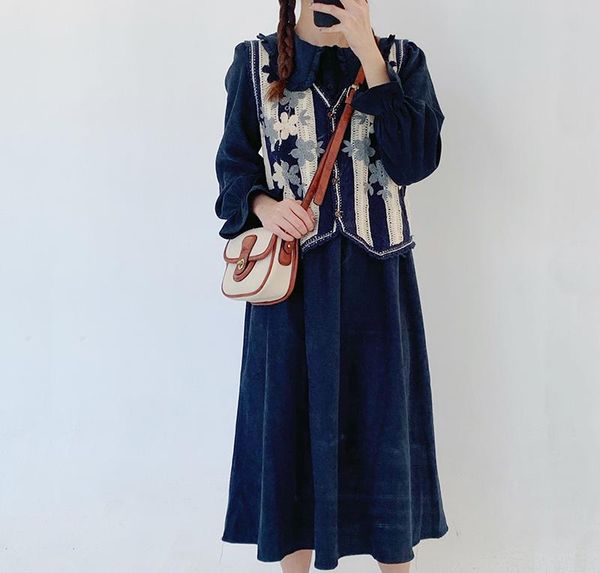 women's tracksuits harajuku vintage thicken dress set women 2021 casual streetwear flower embroidery vest+loose long female korean styl, Gray
women's tracksuits harajuku vintage thicken dress set women 2021 casual streetwear flower embroidery vest+loose long female korean styl, Gray