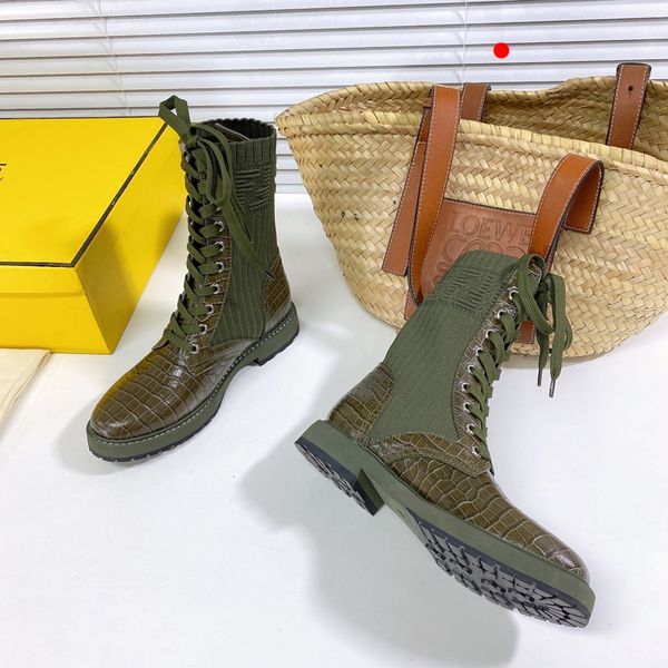 2022 designer wonderland ranger beaubourg women ankle boots womens calfskin martin booties fashion boot luxurys ladies discovery flat bottom, Black
2022 designer wonderland ranger beaubourg women ankle boots womens calfskin martin booties fashion boot luxurys ladies discovery flat bottom, Black
