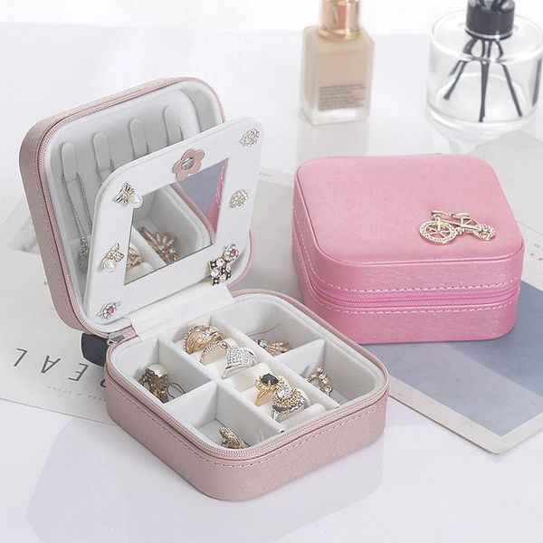 jewelry casket patterned jewelry box earring holder makeup organizer beauty travel box portable makeup storage ring, Pink;blue
jewelry casket patterned jewelry box earring holder makeup organizer beauty travel box portable makeup storage ring, Pink;blue
