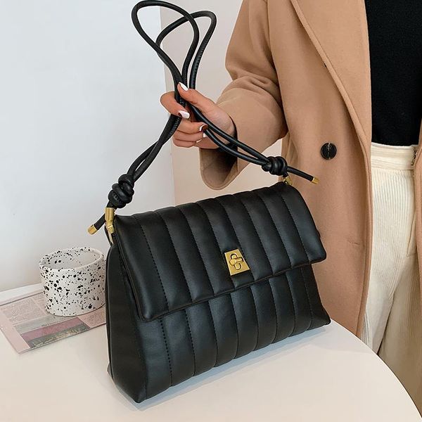 veryme 2021 new retro leather shoulder bag messenger female casual underarm bag ladies pocket flat fashion sac de luxe femme
veryme 2021 new retro leather shoulder bag messenger female casual underarm bag ladies pocket flat fashion sac de luxe femme