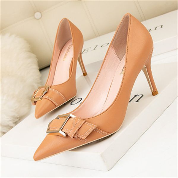 2021 metal buckle, stiletto, stiletto pumps, high-heeled women's -pointed to ladies wearing fashionable shoes, wedding shoes. tylq, Black
2021 metal buckle, stiletto, stiletto pumps, high-heeled women's -pointed to ladies wearing fashionable shoes, wedding shoes. tylq, Black