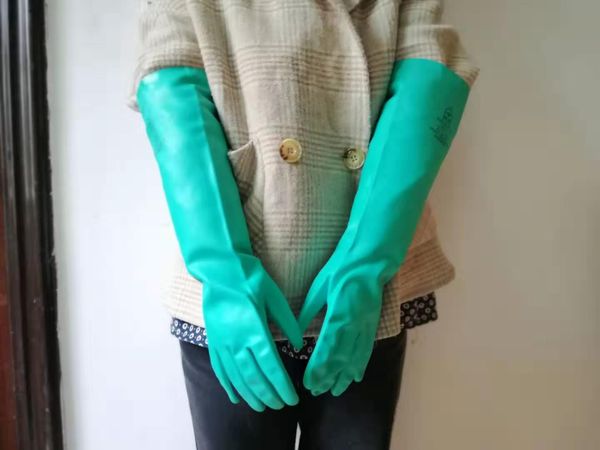 Durable thickened rubber Dingqing hotel canteen cleaning gloves with oil, acid and alkali resistance
Durable thickened rubber Dingqing hotel canteen cleaning gloves with oil, acid and alkali resistance