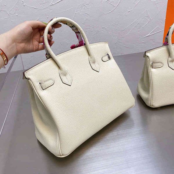 brand h bags capacity women large handbags cowhide bag 2022 out women's handbag leather litchi pattern h platinum
brand h bags capacity women large handbags cowhide bag 2022 out women's handbag leather litchi pattern h platinum