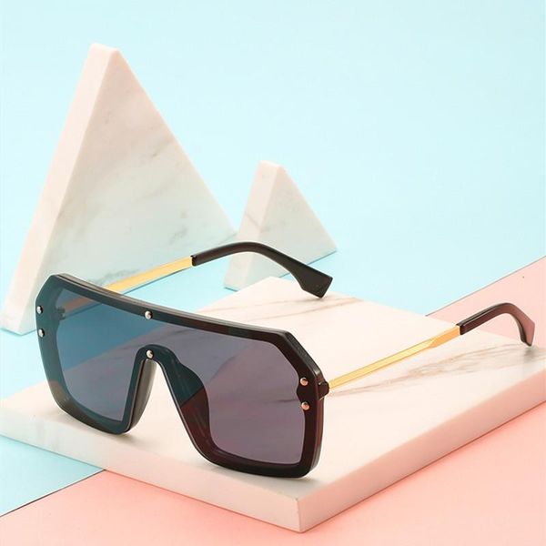 classic retro square sunglasses fashion oversized frame connected ladies sunglasses, White;black
classic retro square sunglasses fashion oversized frame connected ladies sunglasses, White;black