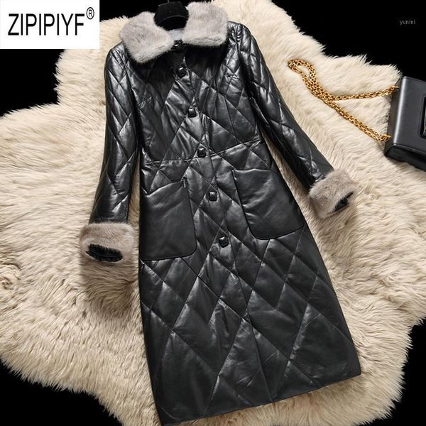 2019 winter fashion women coats turn down neck fur patchwork long sleeve pockets black coats plaid elegant casual jackets z20441
2019 winter fashion women coats turn down neck fur patchwork long sleeve pockets black coats plaid elegant casual jackets z20441