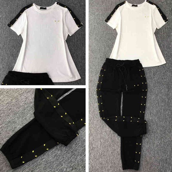 2022 factory wholesale new model summer style pure cotton sportswear fashion high-end women's team wear two-piece set, White
2022 factory wholesale new model summer style pure cotton sportswear fashion high-end women's team wear two-piece set, White