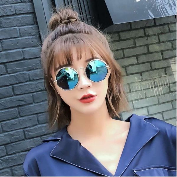 fashion star glasses 2020 new sunglasses round personality sunglasses women's round face korean eyes, White;black
fashion star glasses 2020 new sunglasses round personality sunglasses women's round face korean eyes, White;black