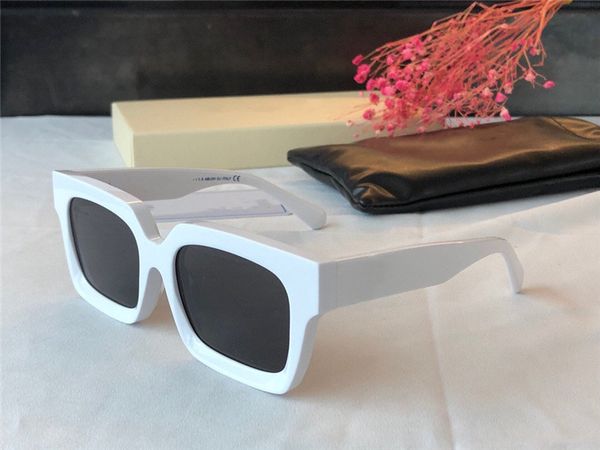 ow40001u new fashion women and men sunglasses square full-frame glasses simple popular style lens laser uv400 protective box, White;black
ow40001u new fashion women and men sunglasses square full-frame glasses simple popular style lens laser uv400 protective box, White;black