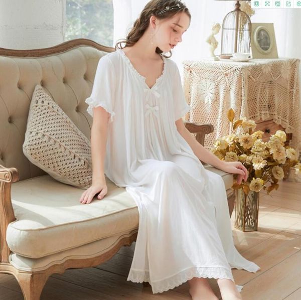 short-sleeved nightdress female summer retro wind princess loose home service cotton sweet long sleepwear r13731, Black;red
short-sleeved nightdress female summer retro wind princess loose home service cotton sweet long sleepwear r13731, Black;red