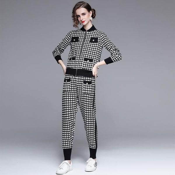 jacques wolf brand winter new ladies round neck long sleeve + qiange harem pants knitted casual suit, Gray
jacques wolf brand winter new ladies round neck long sleeve + qiange harem pants knitted casual suit, Gray