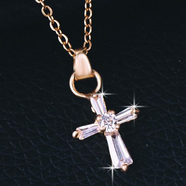 1 шт. cubic zircon cross coundant ожерелье для женщин девушка очарование короткие цепи красота элегантные креста ювелирные изделия ожерелье, Black;white 
1 шт. cubic zircon cross coundant ожерелье для женщин девушка очарование короткие цепи красота элегантные креста ювелирные изделия ожерелье, Black;white