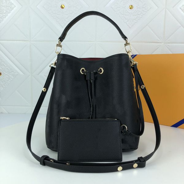 women luxurys designers bags 2021 fashion luxury ladies handbag comfortable woman single shoulder shell bag model m44022
women luxurys designers bags 2021 fashion luxury ladies handbag comfortable woman single shoulder shell bag model m44022