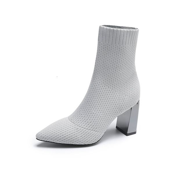 2021 women socks ankle boots kinttingladies high heels ladies winter stretch fabric pointed toe shoes fashion new footwear e470, Black
2021 women socks ankle boots kinttingladies high heels ladies winter stretch fabric pointed toe shoes fashion new footwear e470, Black