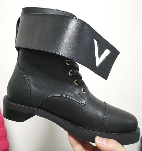 women leather lace-up ankle boot wonderland ranger designer lady flat heel rubber outsole boots, Black
women leather lace-up ankle boot wonderland ranger designer lady flat heel rubber outsole boots, Black