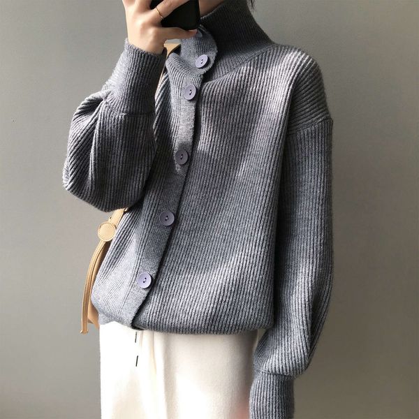 fall / winter 2020 high neck sweater coat women's loose and thickened foreign style knitted cardigan top, White;black
fall / winter 2020 high neck sweater coat women's loose and thickened foreign style knitted cardigan top, White;black