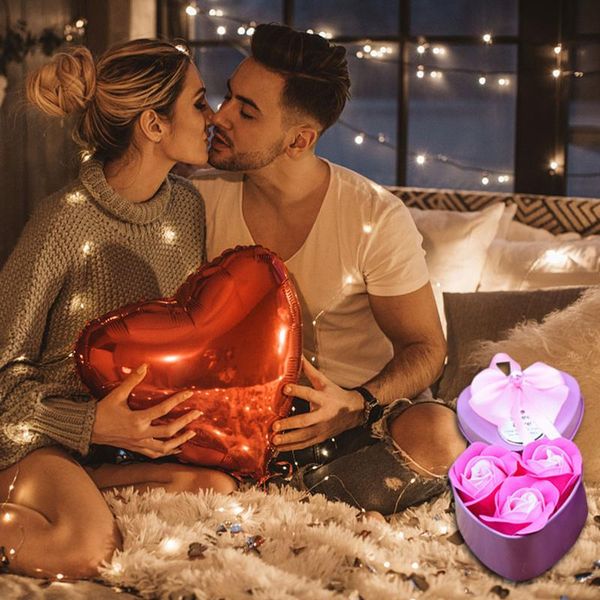 rose soap flower gift box for valentine's day creative gift rose flower home decoration accessorie heart for your lover
rose soap flower gift box for valentine's day creative gift rose flower home decoration accessorie heart for your lover