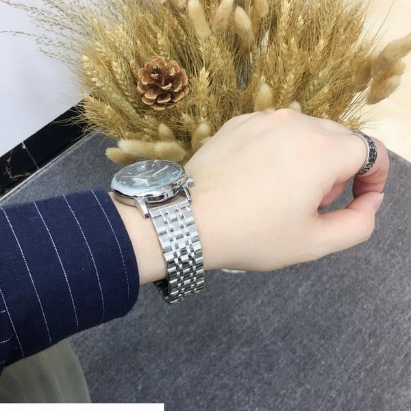 all subdials work fashion casual man watch black brown leather watch male wristwatches brand female clock japan movement quartz, Slivery;brown
all subdials work fashion casual man watch black brown leather watch male wristwatches brand female clock japan movement quartz, Slivery;brown