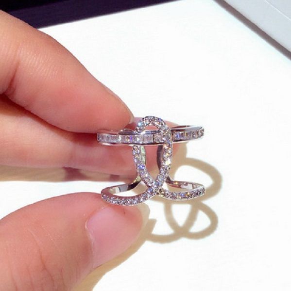 sparkle on luxury designer diamond zirconia geometric band ring for women girls open adjustable fashion ring jewelry silver color
sparkle on luxury designer diamond zirconia geometric band ring for women girls open adjustable fashion ring jewelry silver color