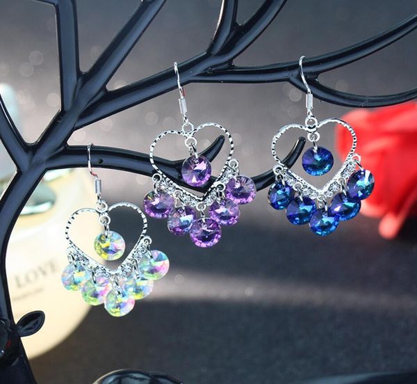 2020 the new heart-shaped tassel earrings come in three colors to choose from the sparkly rhinestone party sister set 320, Golden;silver
2020 the new heart-shaped tassel earrings come in three colors to choose from the sparkly rhinestone party sister set 320, Golden;silver