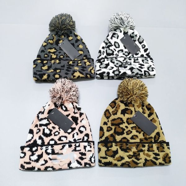 brand new pattern fashion beanie oem thick winter knitted woolen ball warm hat autumn and winter 4 colors, Blue;gray
brand new pattern fashion beanie oem thick winter knitted woolen ball warm hat autumn and winter 4 colors, Blue;gray