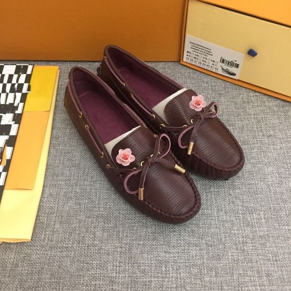 classic ballet shoes genuine soft leather rhombic ladies bow woman dress shoes letter classic woman sheepskin flat boat shoes size 35-41, Black
classic ballet shoes genuine soft leather rhombic ladies bow woman dress shoes letter classic woman sheepskin flat boat shoes size 35-41, Black