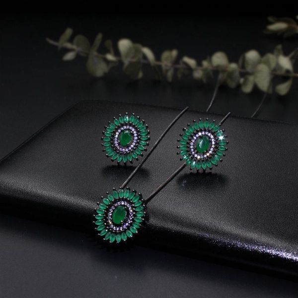 round flowers pendant necklace and stud earring jewelry set for women with cubic zircon hight quality fashion jewelry sets, Silver
round flowers pendant necklace and stud earring jewelry set for women with cubic zircon hight quality fashion jewelry sets, Silver