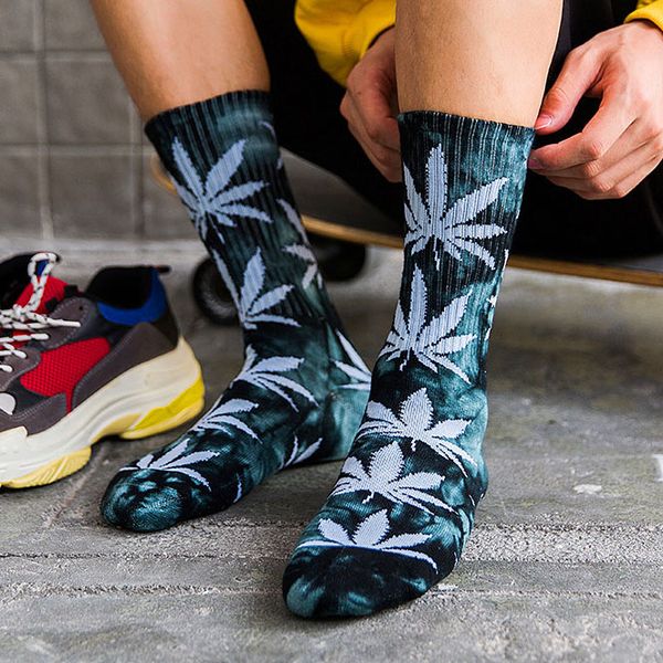 godlikeu man sock winter maple leaf fashion basketball football elite cotton women lady athletic stocking, Black
godlikeu man sock winter maple leaf fashion basketball football elite cotton women lady athletic stocking, Black