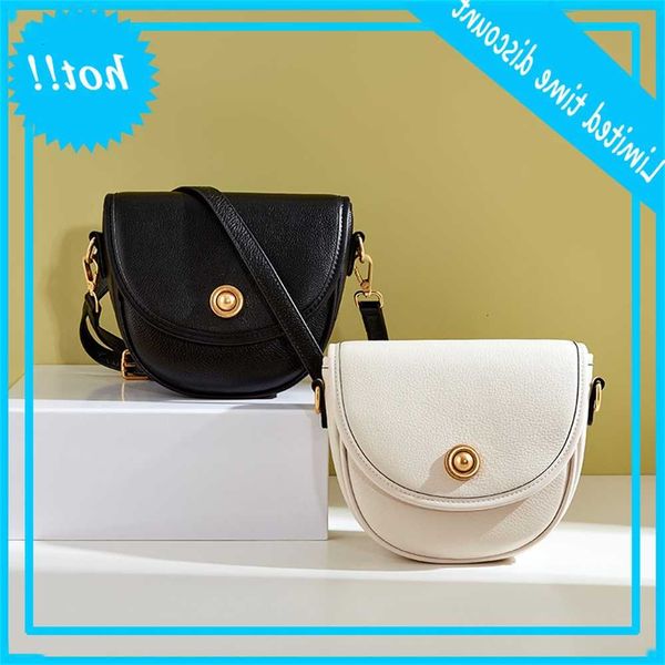 leather half round saddle women's slanting span 2021 new summer fashion cowhide one shoulder shell bag
leather half round saddle women's slanting span 2021 new summer fashion cowhide one shoulder shell bag