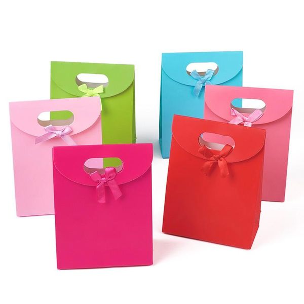 30pcs 6 color paper gift bags with ribbon bowknot handle bags for jeweley packing wedding party gift bag candy bag 16.3x12.3cm bbybki 
30pcs 6 color paper gift bags with ribbon bowknot handle bags for jeweley packing wedding party gift bag candy bag 16.3x12.3cm bbybki