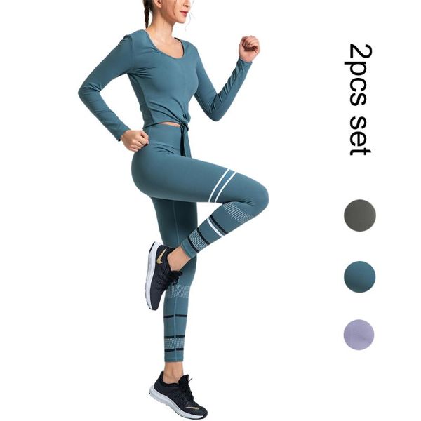 gym clothing women sports suits reversibletwisted sweatshirt and leggings with ring dot printing 2pcs yoga set, White;black
gym clothing women sports suits reversibletwisted sweatshirt and leggings with ring dot printing 2pcs yoga set, White;black